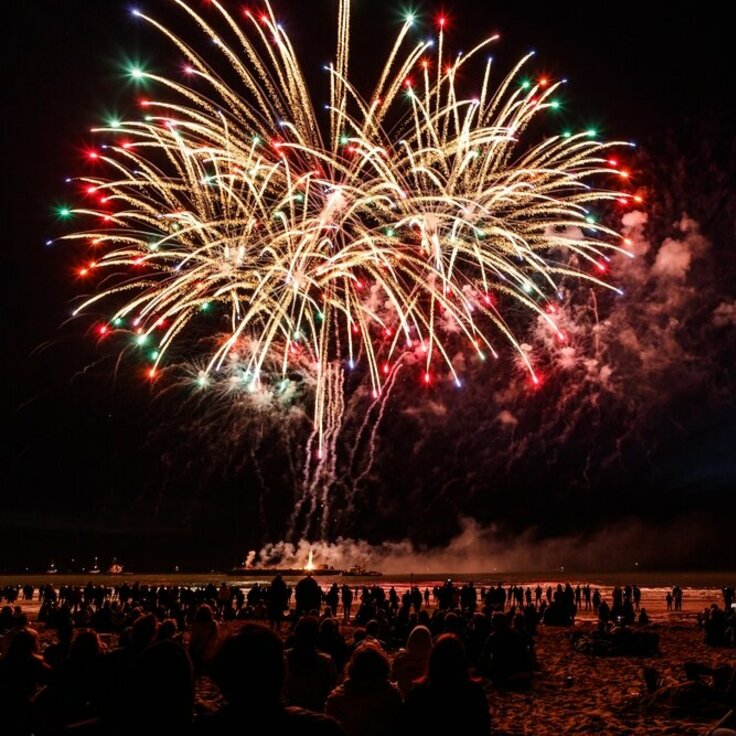 Vuurwerk: Een Feestelijke Traditie