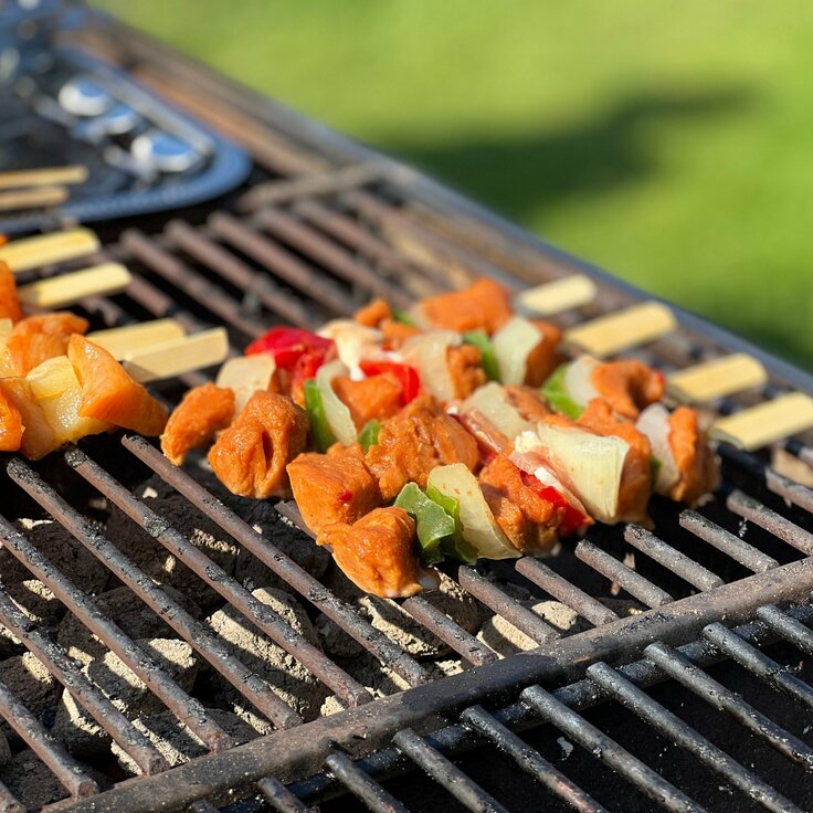 Zomerbarbecue plannen? Dit heb je nodig voor een geslaagde avond (Barbecue)