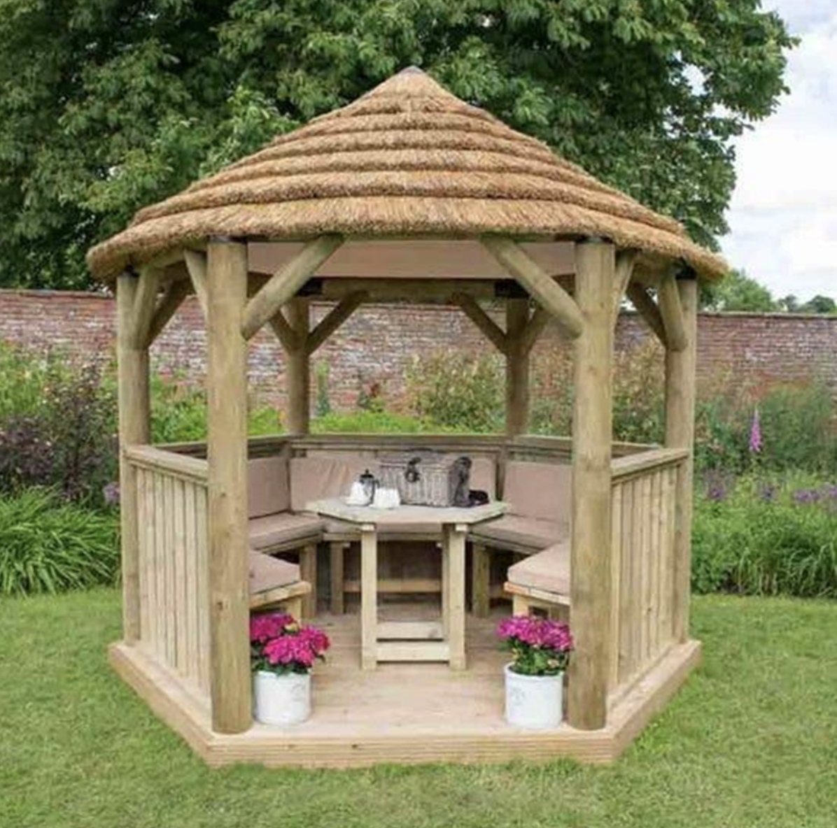 Covered Area - Gardencentreguide.co.uk